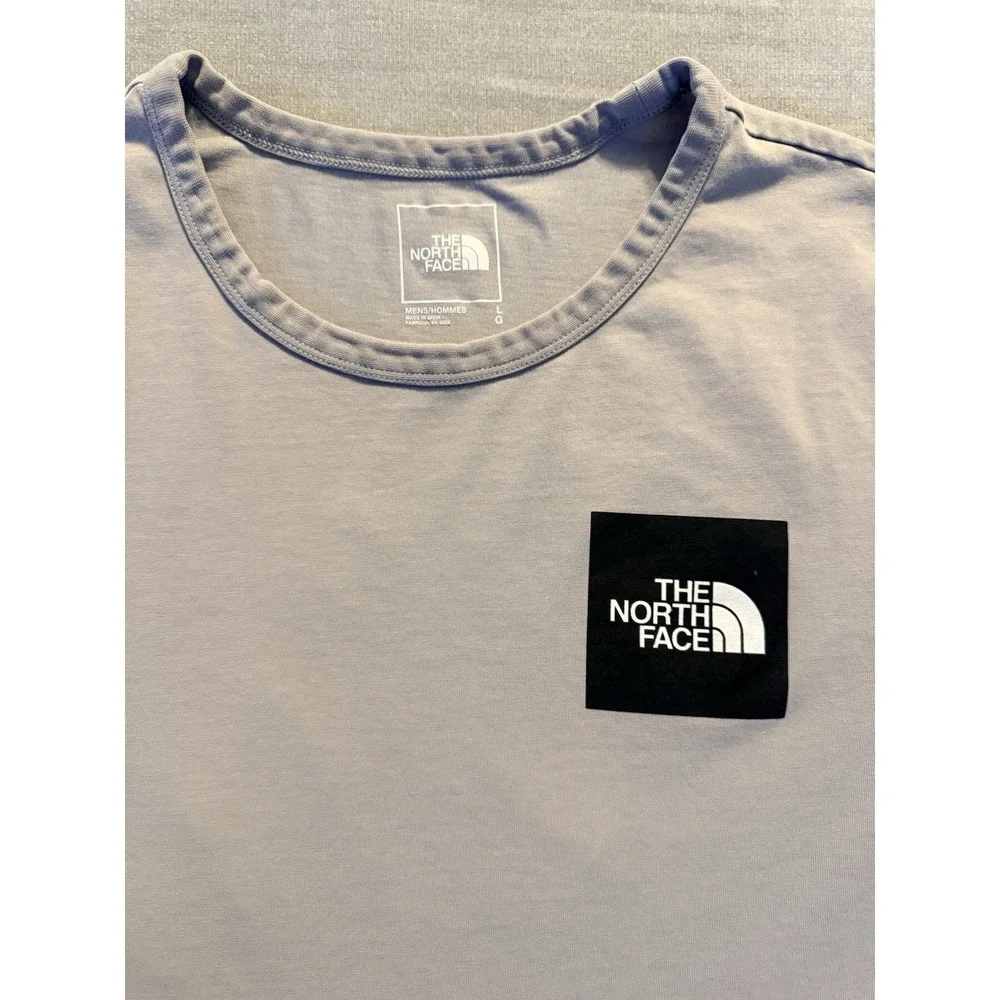 The North Face Men's L Gray Floral Logo T-Shirt Recycled Material‎